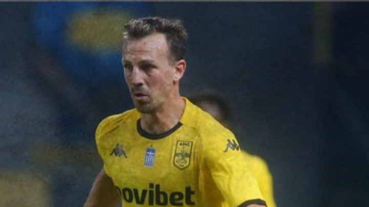 Νίκη του Άρη επί του Εθνικού Αχνας (3-1), πρόβλημα με Μπράμπετς