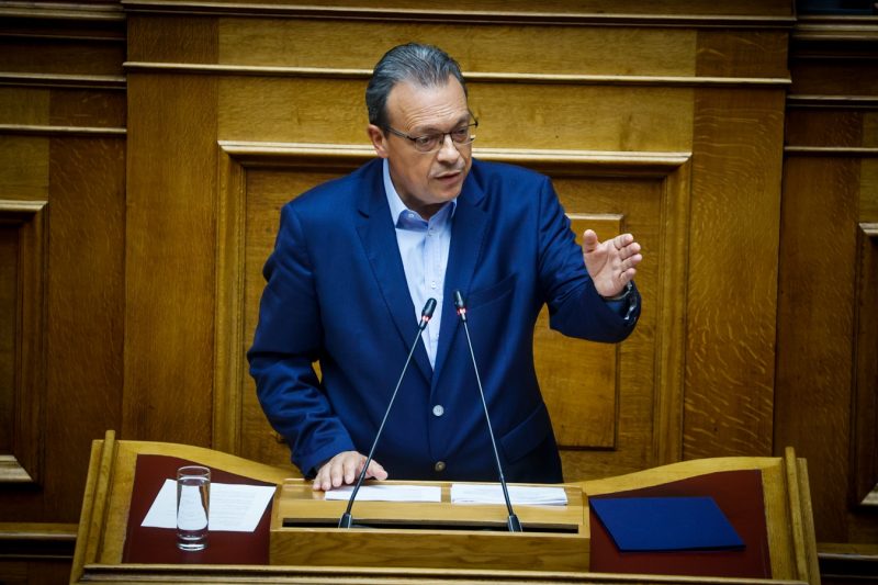 «Αναχρονιστική και όχι εκσυγχρονιστική η κυβερνητική πολιτική» λέει ο Σ. Φάμελλος