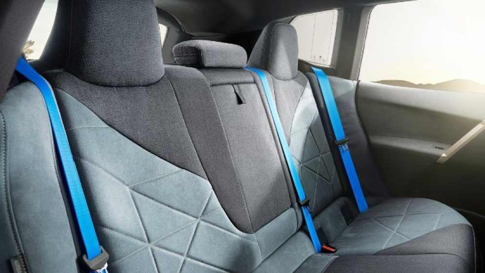 Αυτοκίνητο: Η σημασία των καθισμάτων και τα τεστ που κάνουν πλέον οι αυτοκινητοβιομηχανίες – Πόσο ασφαλές είναι ένα κάθισμα;