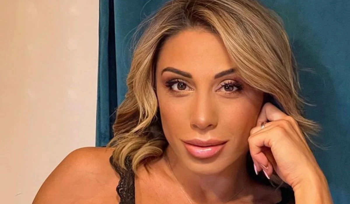 Σοκάρει η Μαρία Καρλάκη: «Ξέρω ποιος μου έκαψε το αυτοκίνητο κάτω από το σπίτι μου» (Video)