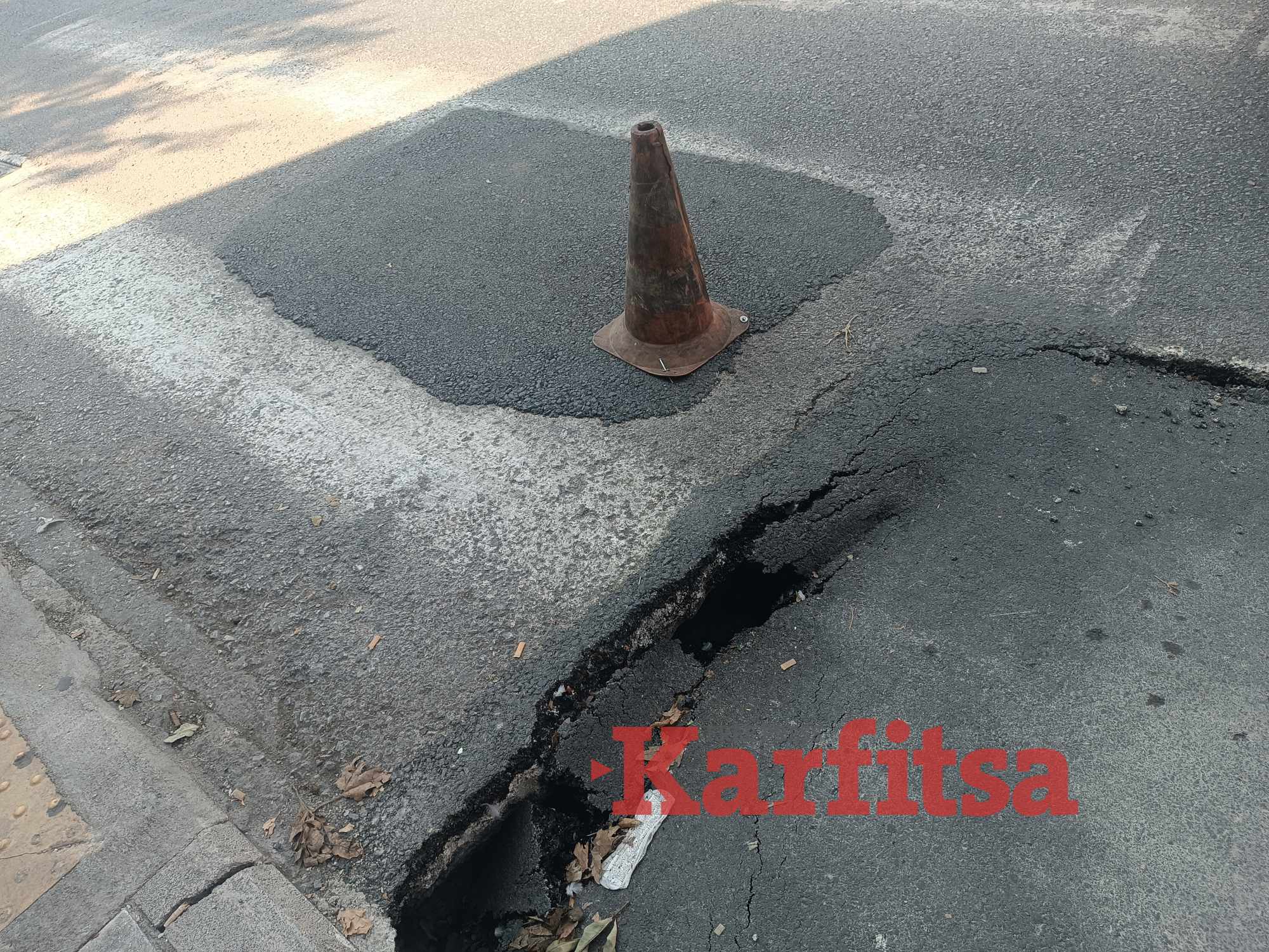 Θεσσαλονίκη: Άνοιξε τρύπα στην Εγνατία (ΦΩΤΟ)