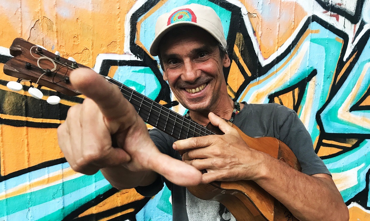 Ο Manu Chao στη Μονή Λαζαριστών Θεσσαλονίκης