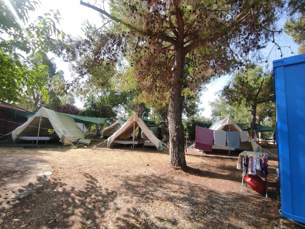 Αμφιλοχία: Κυβερνητική παρέμβαση για τις καταγγελίες για άθλιες συνθήκες σε κατασκήνωση ΑμΕΑ