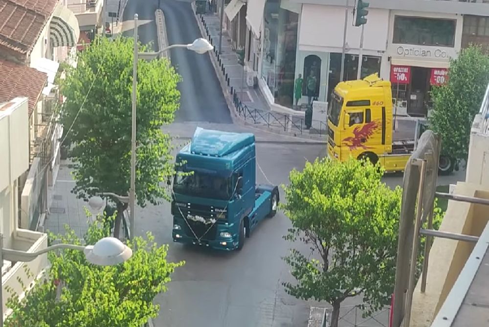 Πήγαν στον γάμο με… νταλίκες! (Video)