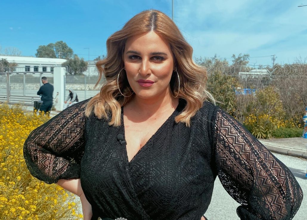 Ε. Νικόλιζα: Το χυδαίο σχόλιο για την ίδια και τη μητέρα της – «150 κιλά αυτή, 200 εσύ…» (ΦΩΤΟ)