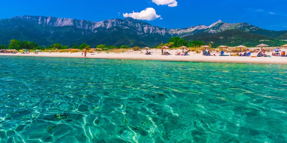 Θάσος: Η καταπράσινη όαση με τις εντυπωσιακές παραλίες