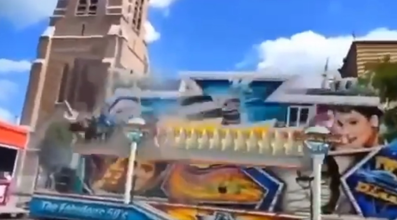 Τρομακτικό ατύχημα σε λούνα παρκ – Τρεις σοβαρά τραυματίες από εκτός ελέγχου “μαγικό χαλί” (Video)