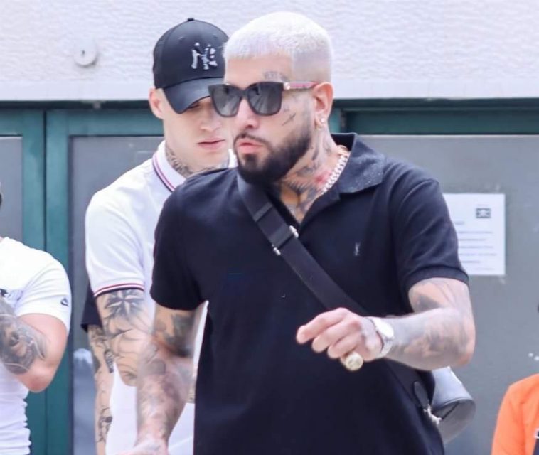 Gameboy Melody: Συντετριμμένοι ο Snik και ο Trannos στην κηδεία του 23χρονου τράπερ