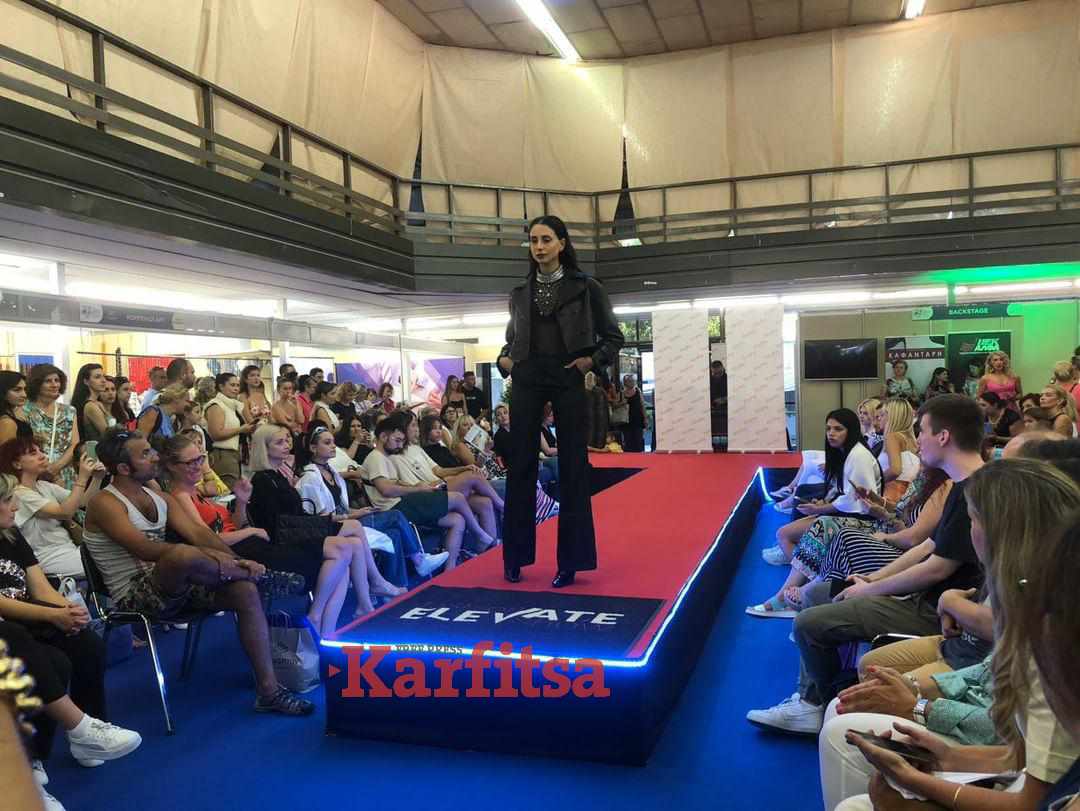 Θεσσαλονίκη: Πλήθος κόσμου στο πρώτο Fashion Show στη ΔΕΘ (ΦΩΤΟ+Video)