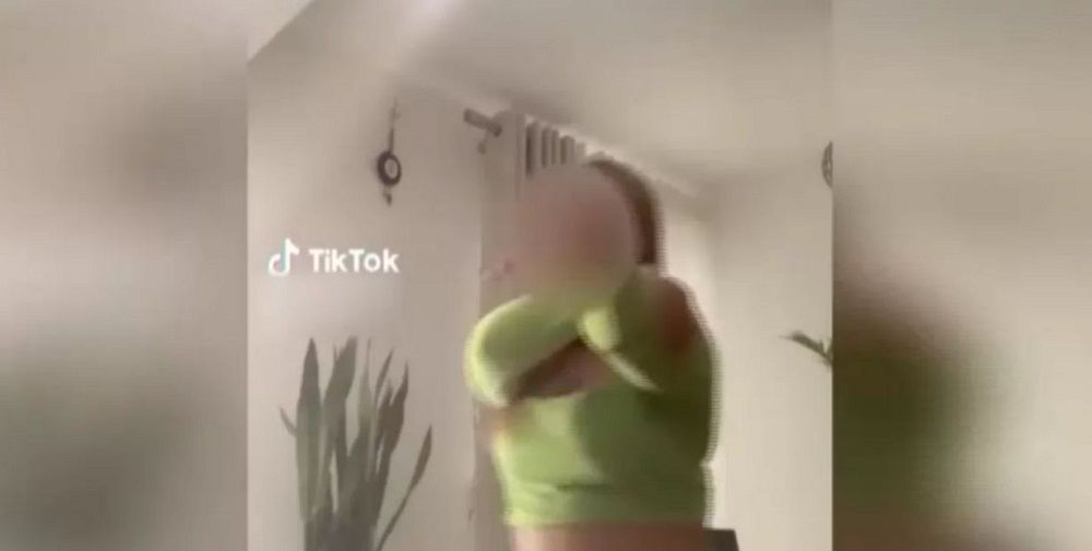 Θεσσαλονίκη: Προκαλεί με βίντεο στο TikTok η 15χρονη που συνελήφθη για τον ξυλοδαρμό 14χρονου (Video)