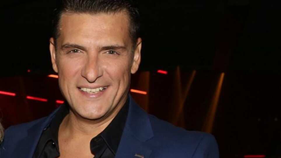 Χρίστος Αντωνιάδης: «Λένε ότι την έχω διώξει και κάνω τη ζωάρα μου, βλακείες του καφενείου» (Video)