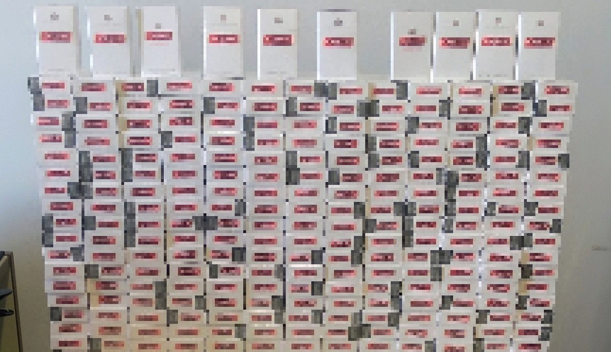 Κατασχέθηκαν πάνω από 5.000 λαθραία τσιγάρα – Τα «ξετρύπωσε» ο αστυνομικός σκύλος