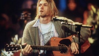 Ο βιογράφος των Nirvana υποστηρίζει ότι ο Κερτ Κομπέιν «ζήλευε» τον Ντέιβ Γκρολ