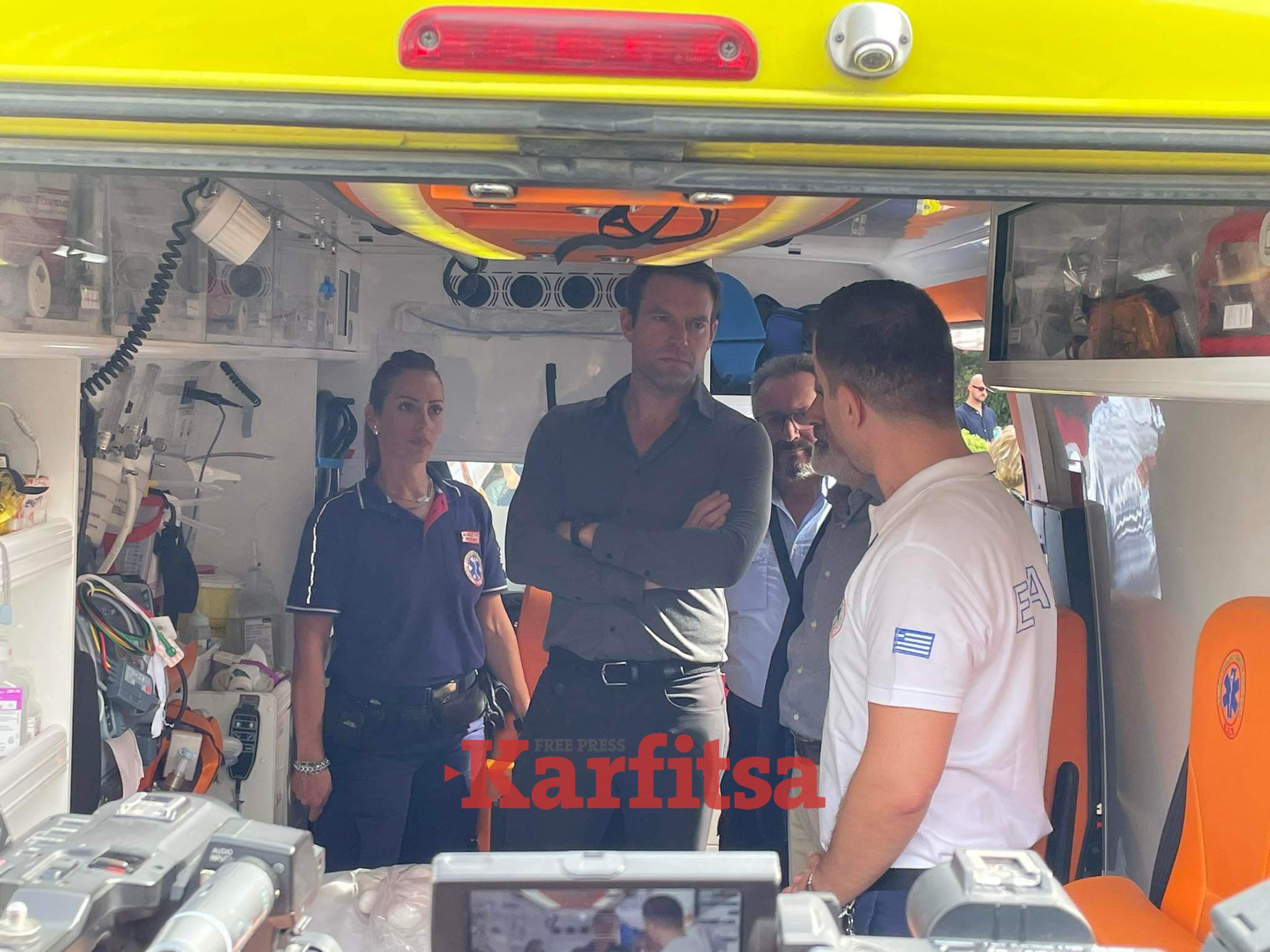 Θεσσαλονίκη: Επίσκεψη Κασσελάκη στο ΕΚΑΒ (ΦΩΤΟ + Video)