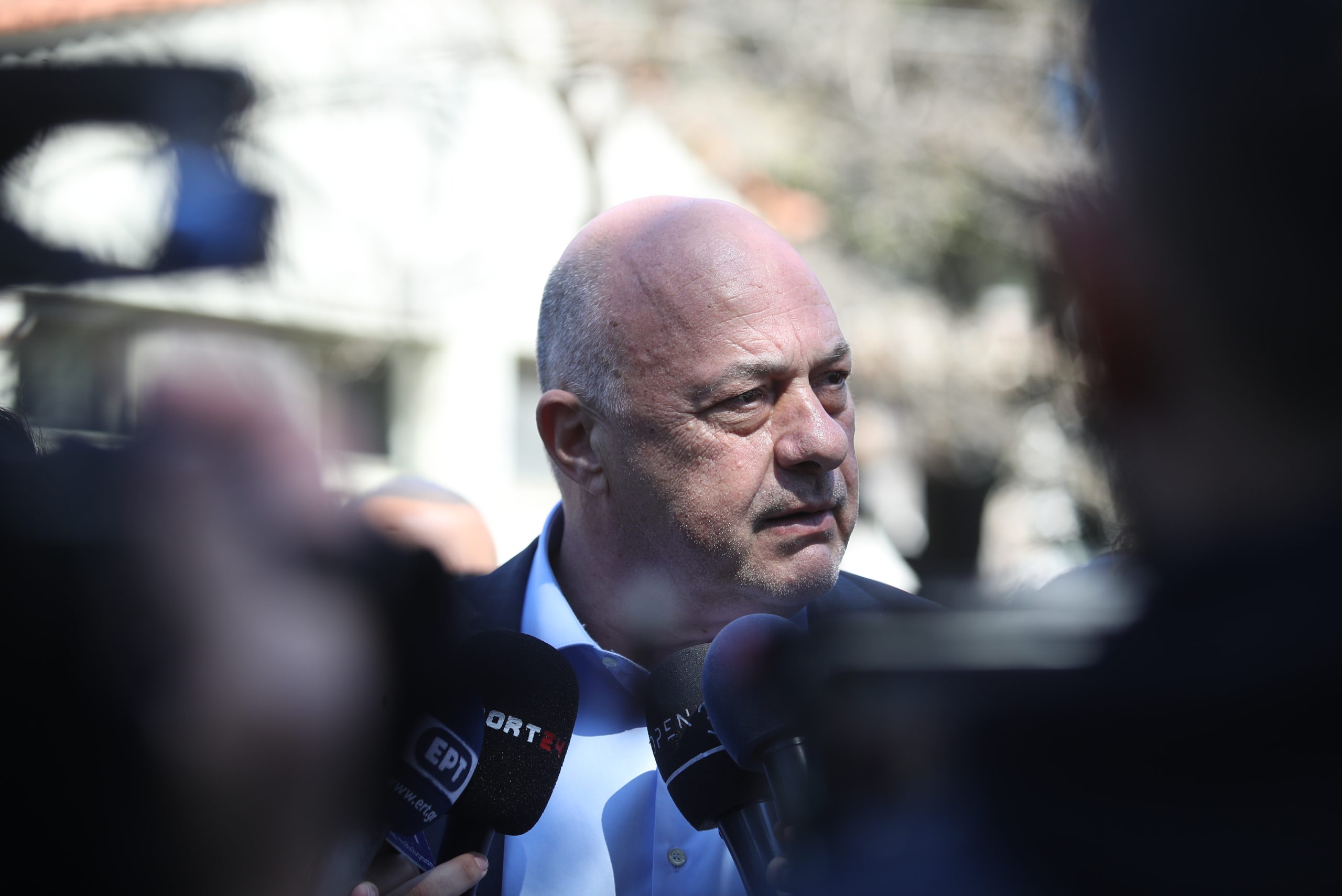 Κόρη Αχιλλέα Μπέου: «Με τον πατέρα μου δε μιλάμε, είναι ομοφοβικός, αυτή είναι η αλήθεια» (Video)