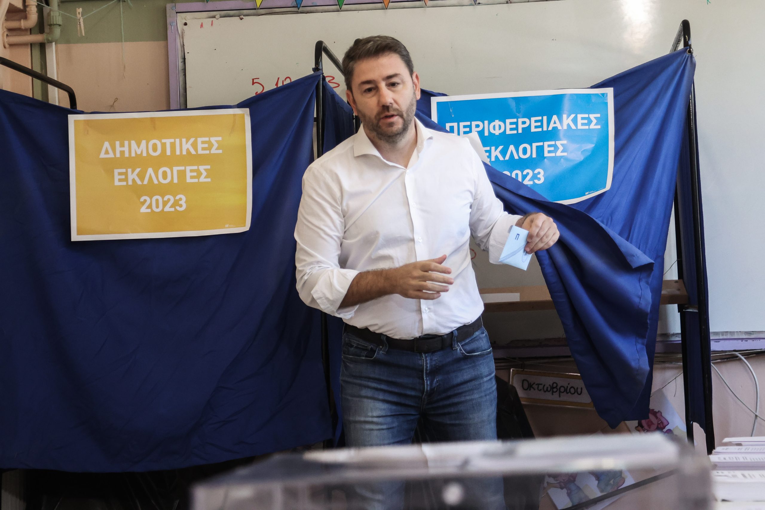 ΠΑΣΟΚ: Προπομπός δεύτερης θέσης