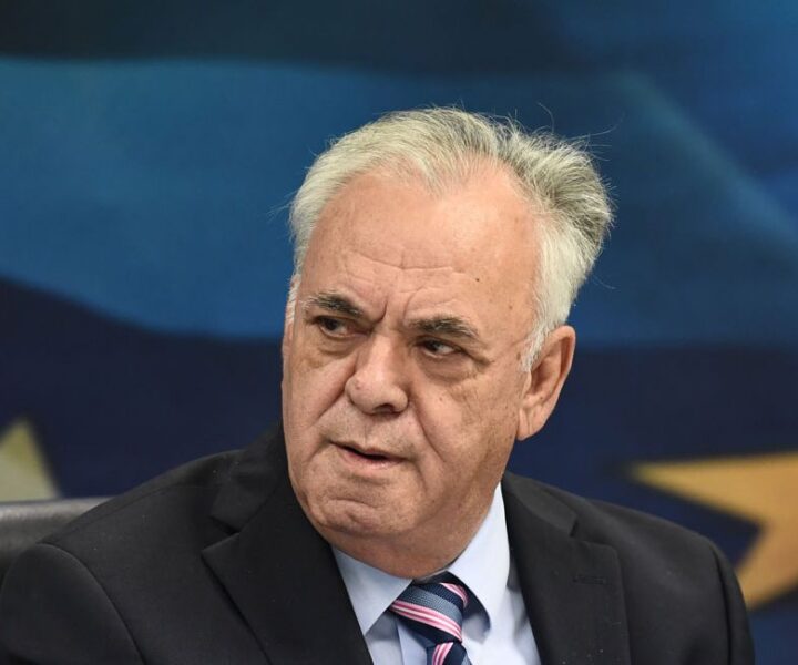 Απειλείται η ίδια η ύπαρξη του ΣΥΡΙΖΑ, τονίζει ο Γ. Δραγασάκης