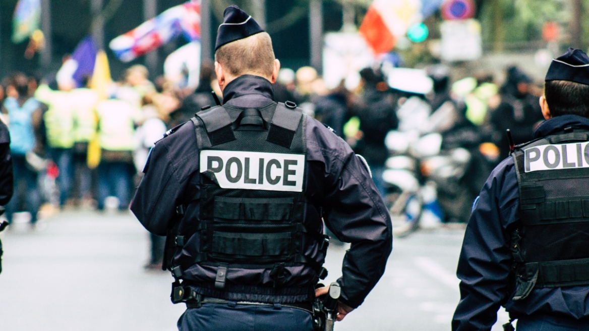 Γαλλία: Ελέγχθηκαν και επαναλειτουργούν τα αεροδρόμια που εκκενώθηκαν λόγω απειλής για βόμβα