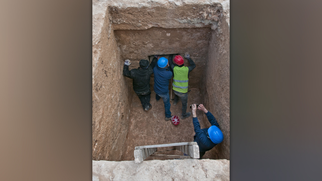 Ισραήλ: Οι αρχαιολόγοι ανακάλυψαν ασύλητο τάφο αρχαίας Ελληνίδας εταίρας (ΦΩΤΟ)