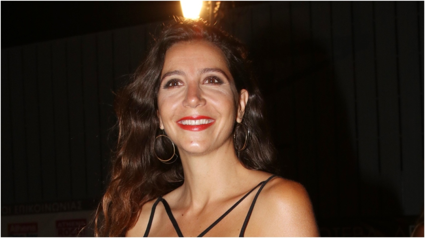 Μαρία Ελένη Λυκουρέζου: «Έπινες το αλκοόλ, έπινες τα ναρκωτικά και ήσουν μια χαρά» (Video)