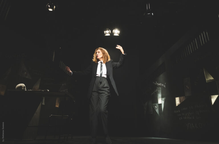 Θεσσαλονίκη: “Δεσποινίς Μαργαρίτα” του Ρομπέρτο Ατάϋντε με την Κατερίνα Μαραγκού στο Θέατρο Αμαλία