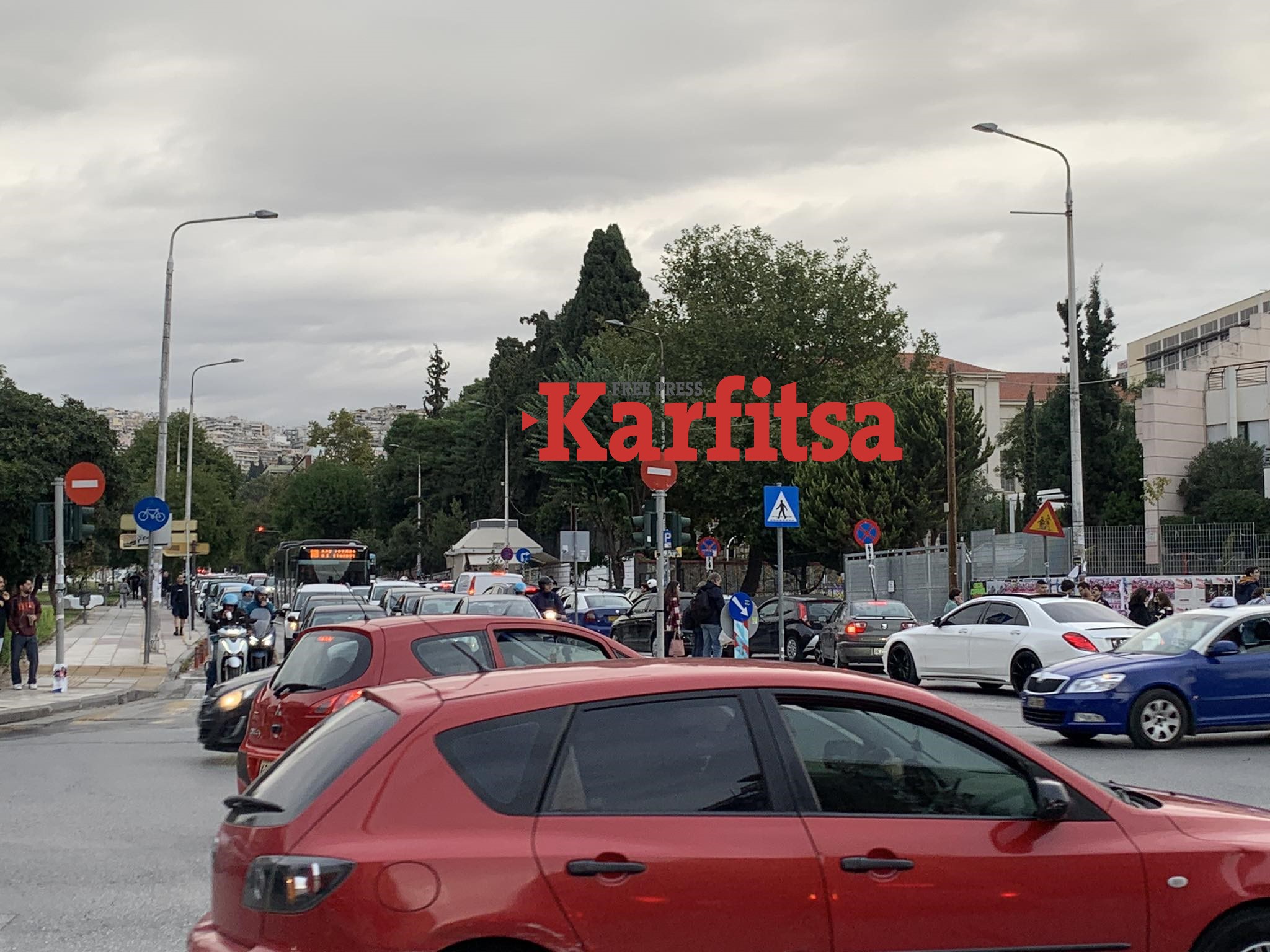 Θεσσαλονίκη: Μεγάλο μποτιλιάρισμα αυτή την ώρα στο κέντρο – Κλειστό ρεύμα της Εγνατίας (ΦΩΤΟ)