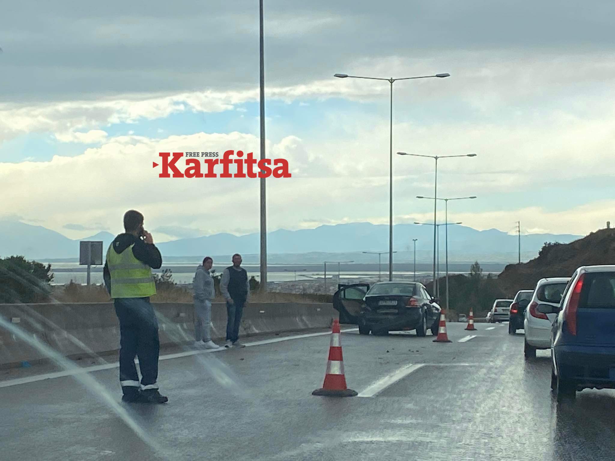 Θεσσαλονίκη: Τροχαίο ατύχημα στον Περιφερειακό (ΦΩΤΟ)