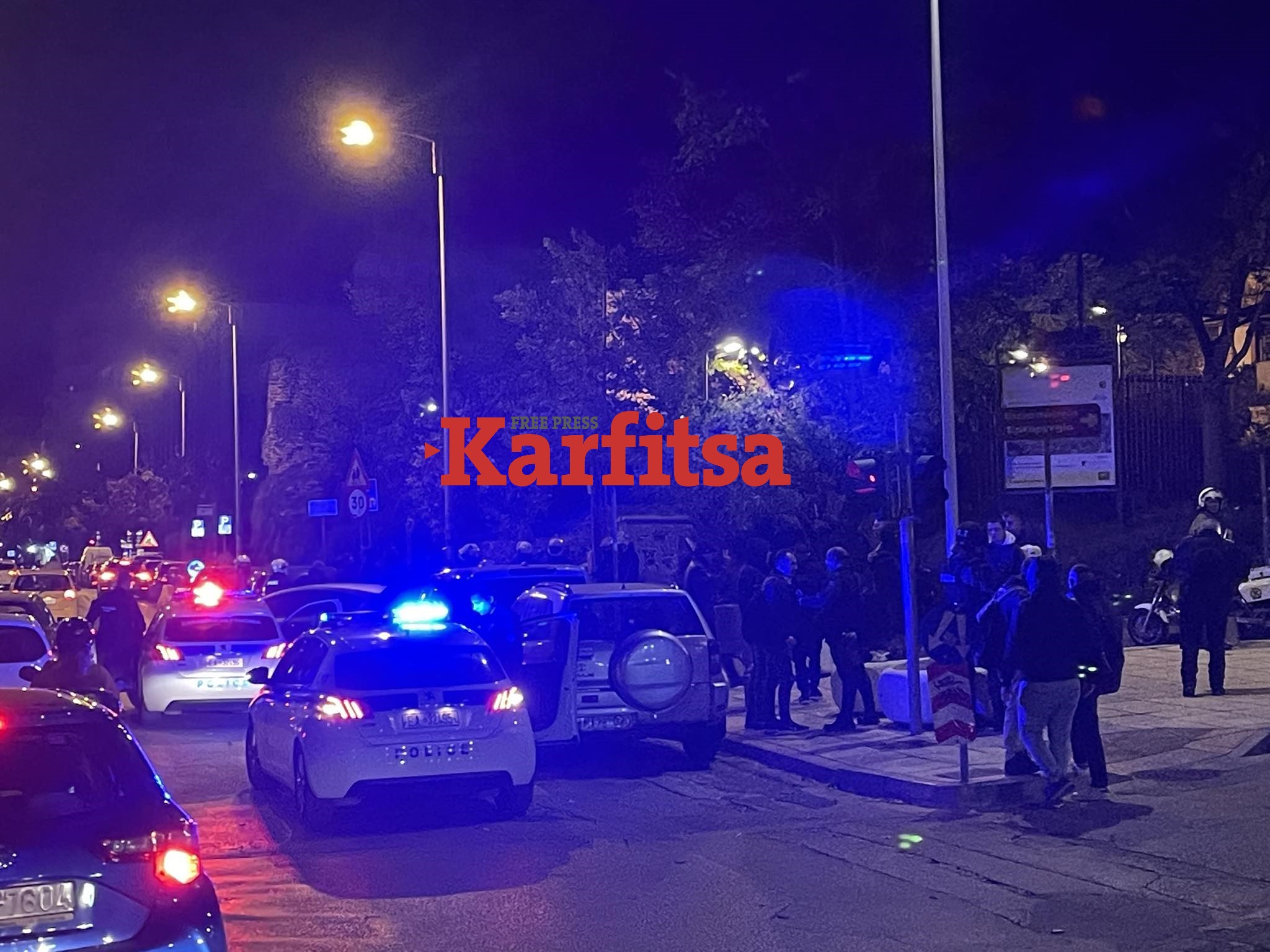 Θεσσαλονίκη: Επεισόδια στο ΑΠΘ ανάμεσα σε κουκουλοφόρους και ΜΑΤ (ΦΩΤΟ+Video)