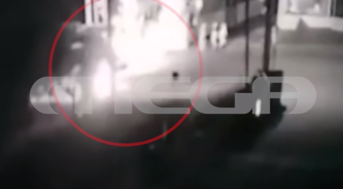 Μαφιόζικη επίθεση σε αστικό λεωφορείο – Ανήλικοι οι δράστες που έσπειραν τον τρόμο (Video)