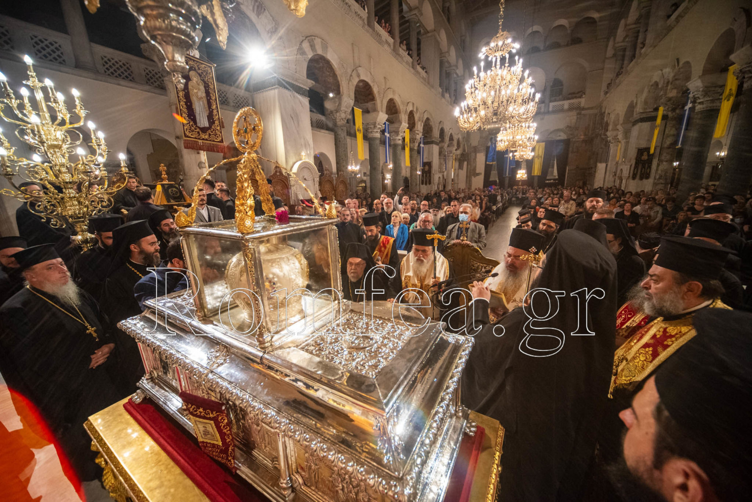 H Θεσσαλονίκη ευωδίασε από το Μύρο του Αγίου Δημητρίου (ΦΩΤΟ)