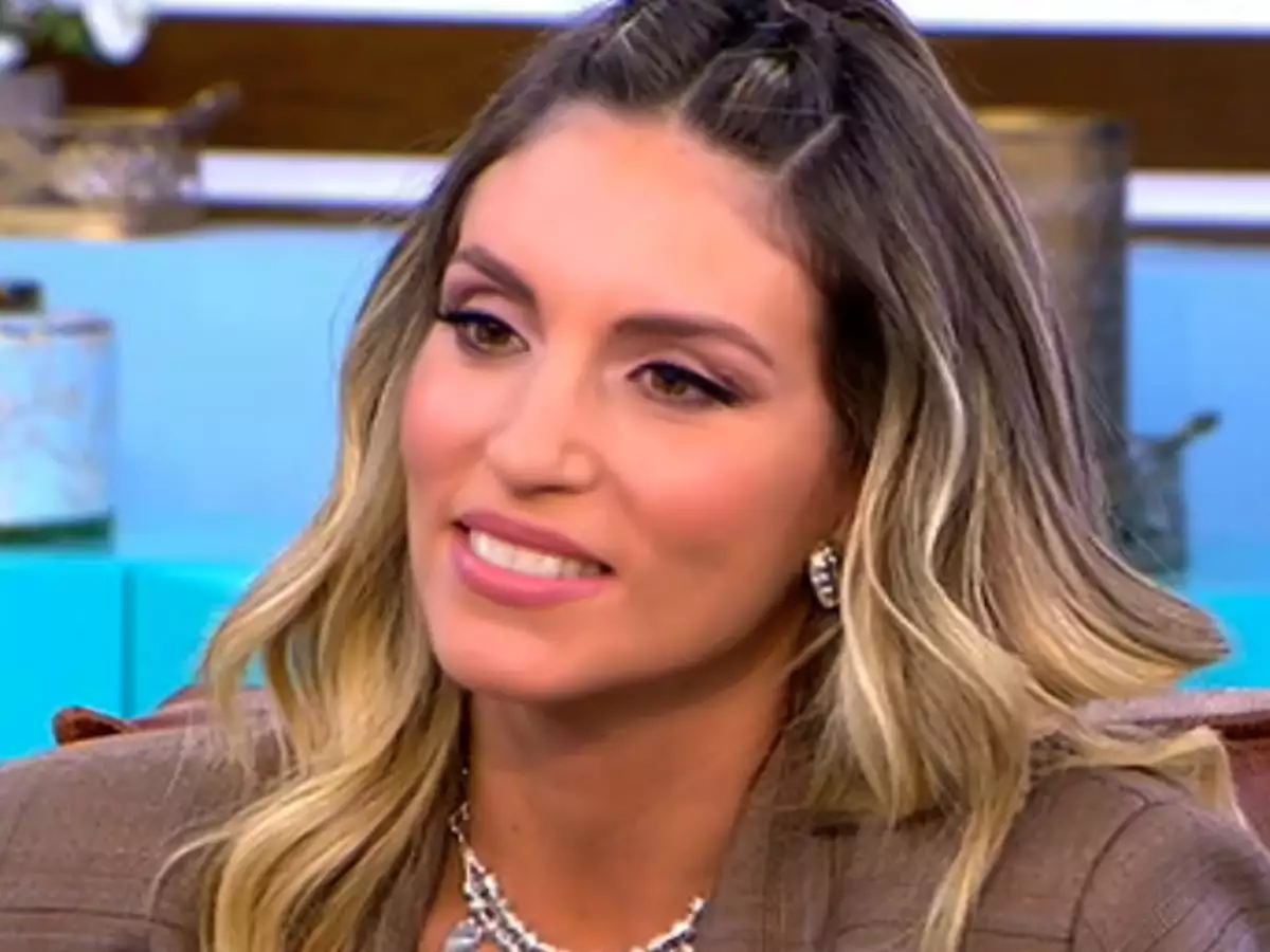 Αθηνά Οικονομάκου σε Γιώργο Λιάγκα: Κάθε φορά που έρχομαι με ρωτάς πόσα βγάζω από το Instagram (Video)