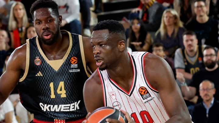 «Λύγισε» στο φινάλε ο Ολυμπιακός