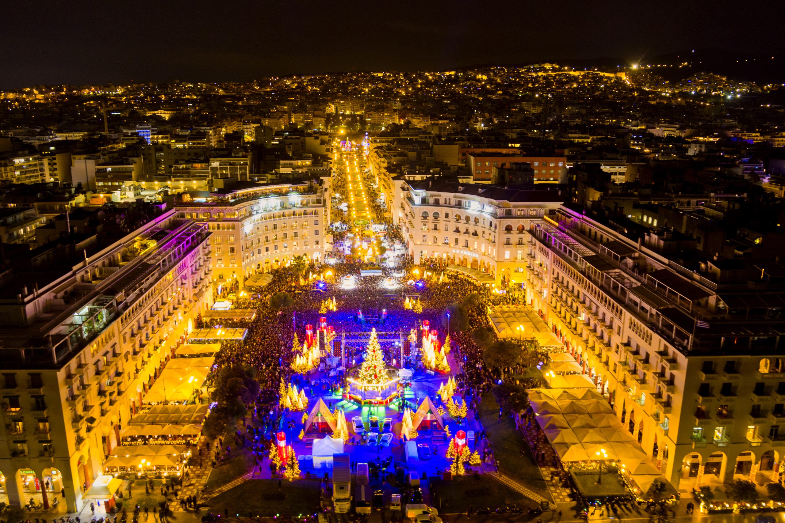 «Χορηγούμενα» Χριστούγεννα