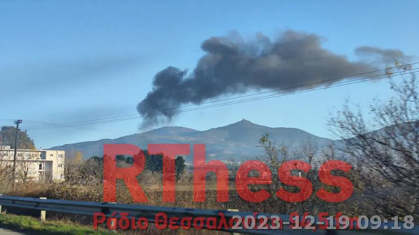 Θεσσαλονίκη: Μαύροι καπνοί στον ουρανό – Τι συνέβη (ΦΩΤΟ)