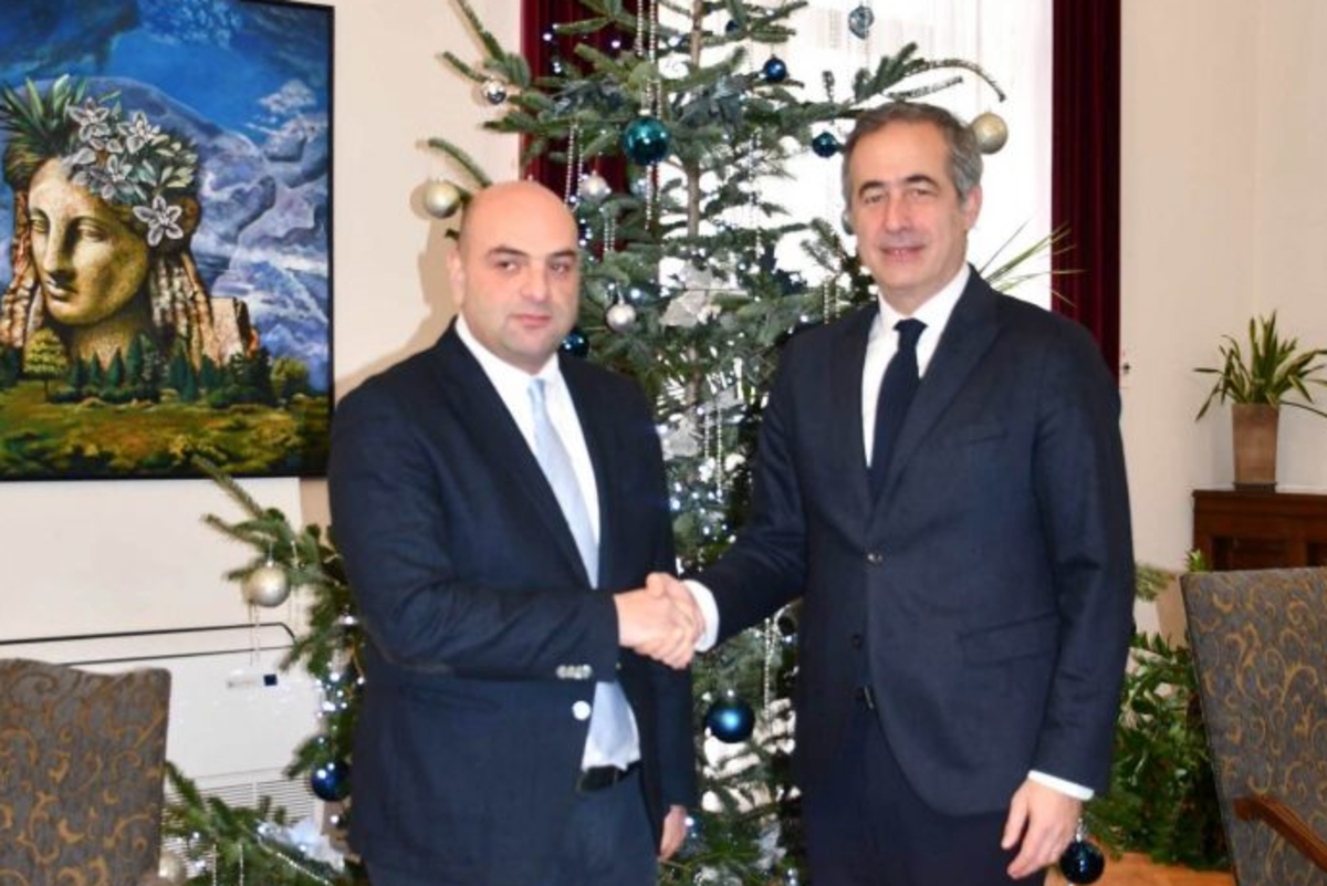 Θεσσαλονίκη: Εθιμοτυπική συνάντηση του Στ. Κωνσταντινίδη με τον Γενικό Πρόξενο της Γεωργίας