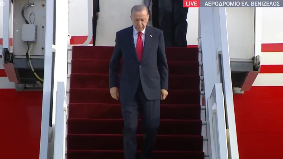 Ερντογάν: Έφτασε στην Αθήνα ο πρόεδρος της Τουρκίας – Αυξημένα μέτρα ασφαλείας