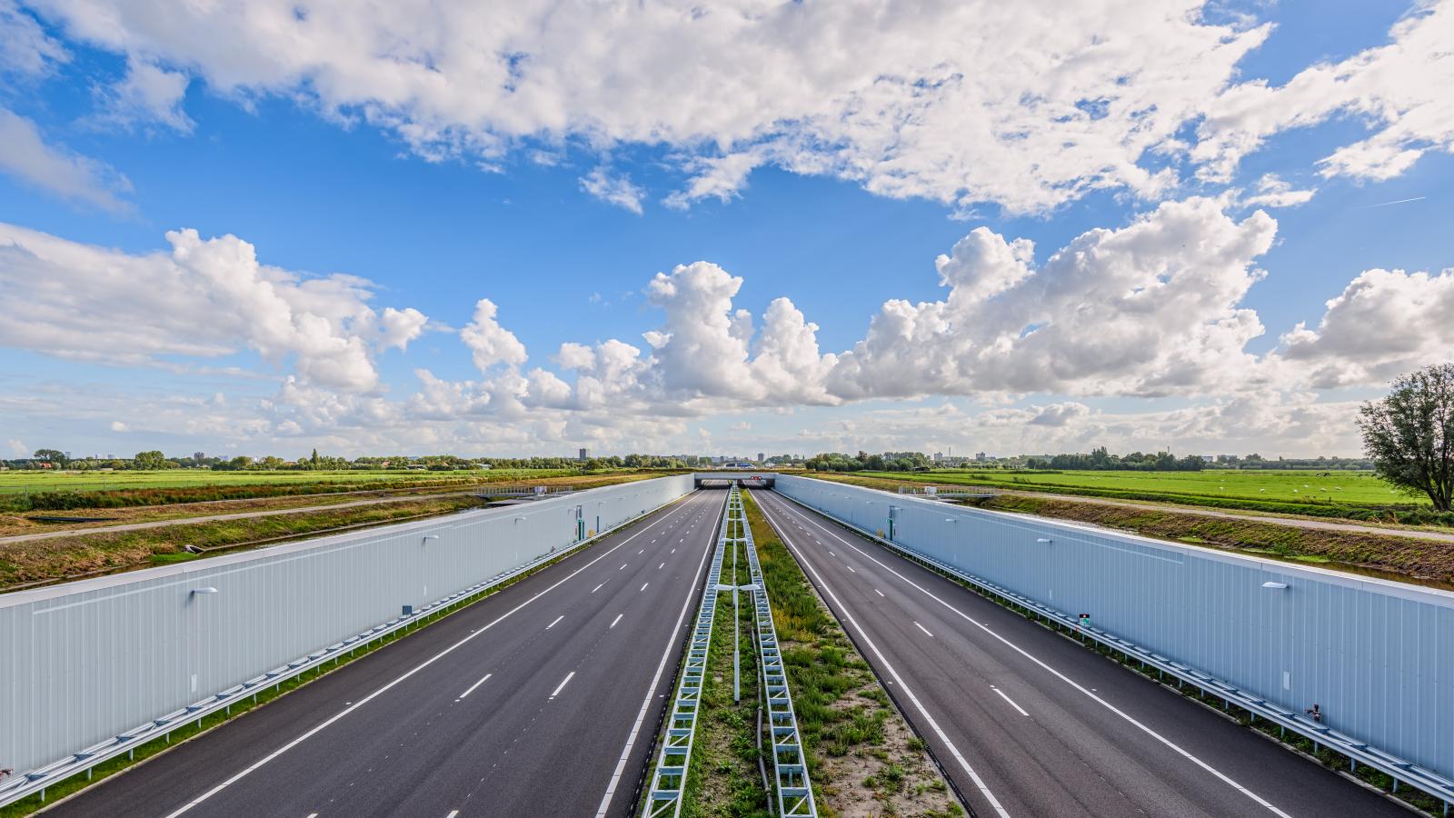 Σε έναν ολοκαίνουριο δρόμο δεν έχει περάσει για 10 χρόνια ούτε ένα αυτοκίνητο -Πού βρίσκεται