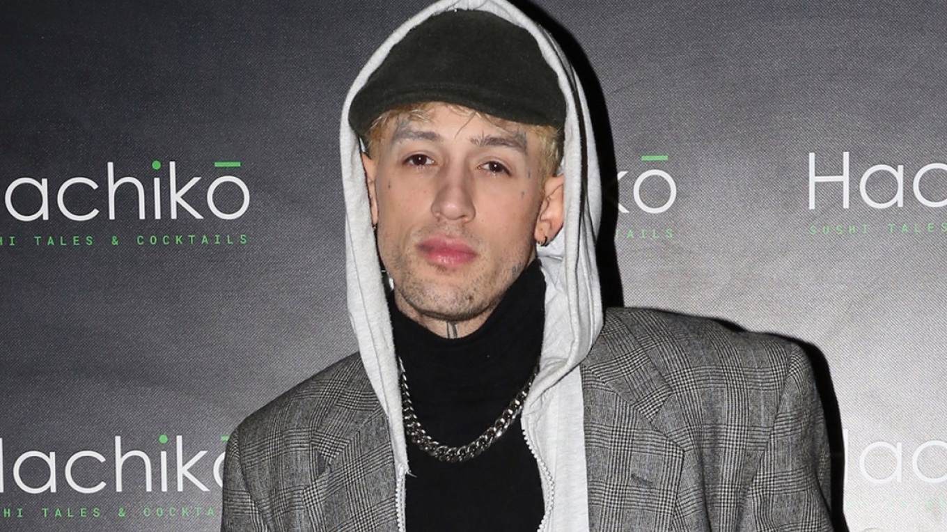 Τάσος Ξιαρχό: Καλύτερα να είναι γκέι ο πατέρας παρά επιθετικός, όπως το έχω βιώσει εγώ (Video)