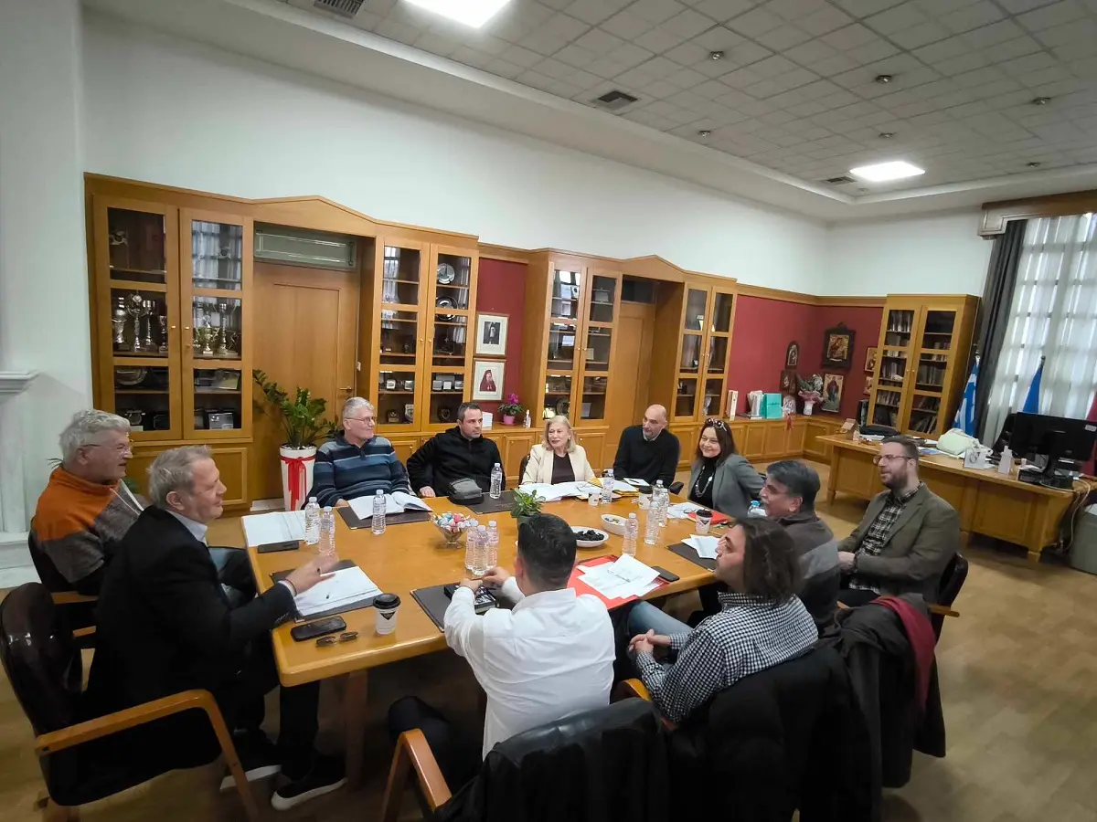 Θεσσαλονίκη: Σύσκεψη στην Καλαμαριά για τα προβλήματα στην αποκομιδή απορριμμάτων λόγω Flyover