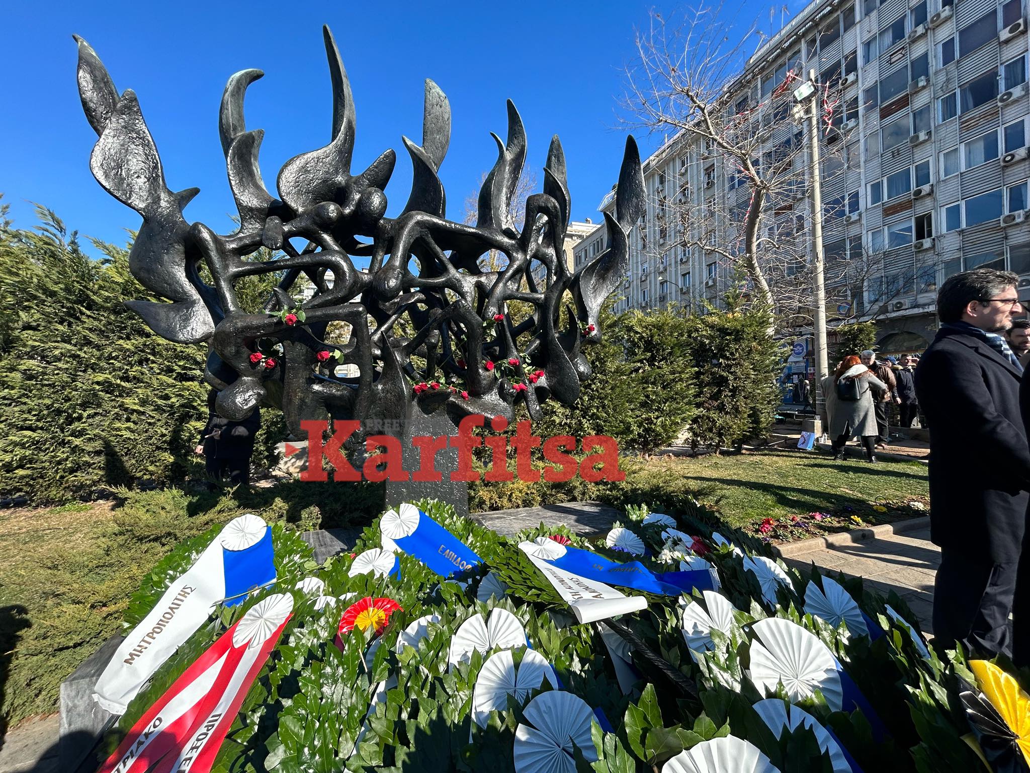 Θεσσαλονίκη: Με το μήνυμα «ποτέ ξανά» η εκδήλωση μνήμης στο Μνημείο του Ολοκαυτώματος των Εβραίων (ΦΩΤΟ+Video)