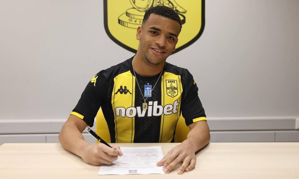 Επίσημο: «Ντύθηκε» στα κίτρινα ο Μπένετ – «Έρχομαι στον Άρη με φιλοδοξίες»