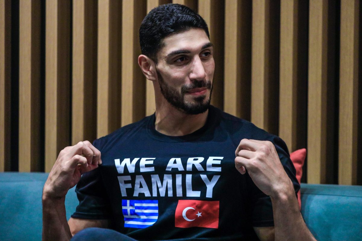 Καντέρ σε Μπάιντεν για τα F-16 στην Τουρκία: Θα βάψεις τα χέρια σου με αίμα αθώων