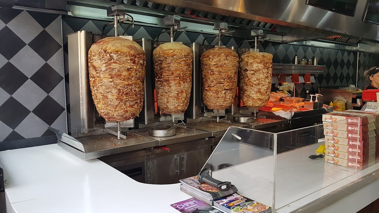 Θεσσαλονίκη: Δυσεύρετοι οι υπάλληλοι στα καταστήματα εστίασης (Video)