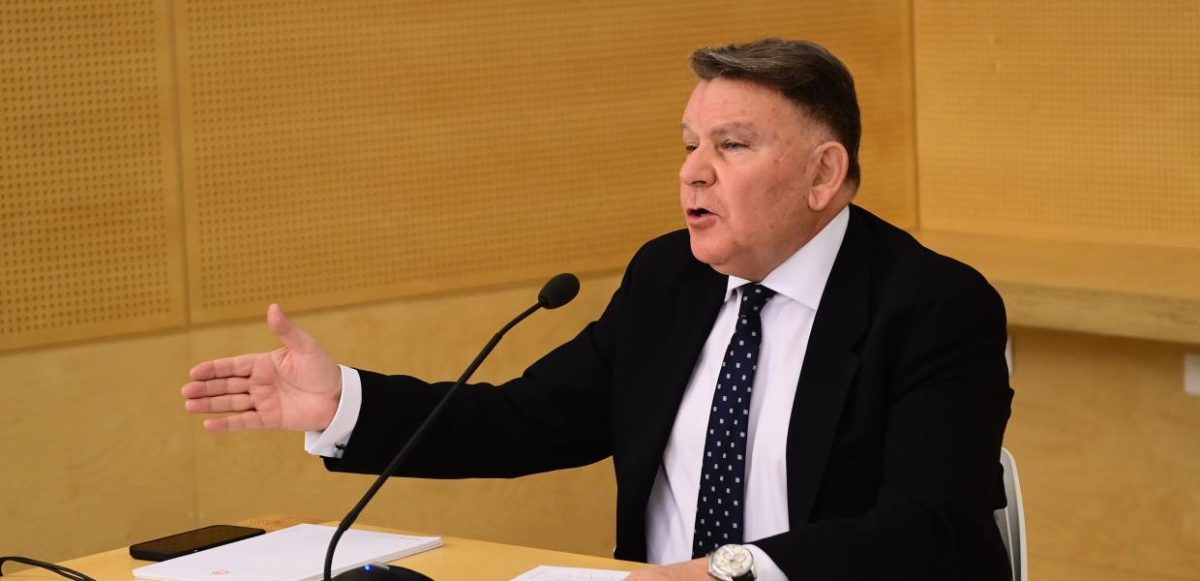 Αλέξης Κούγιας: «Είμαι εδώ για να ξεβρωμίσει το ποδόσφαιρο, χαίρομαι που ο Μαρινάκης θέλει ακριβώς το ίδιο» (Video)