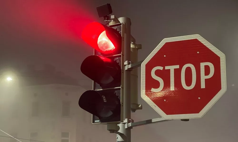 Γιατί το STOP είναι οκταγωνικό;