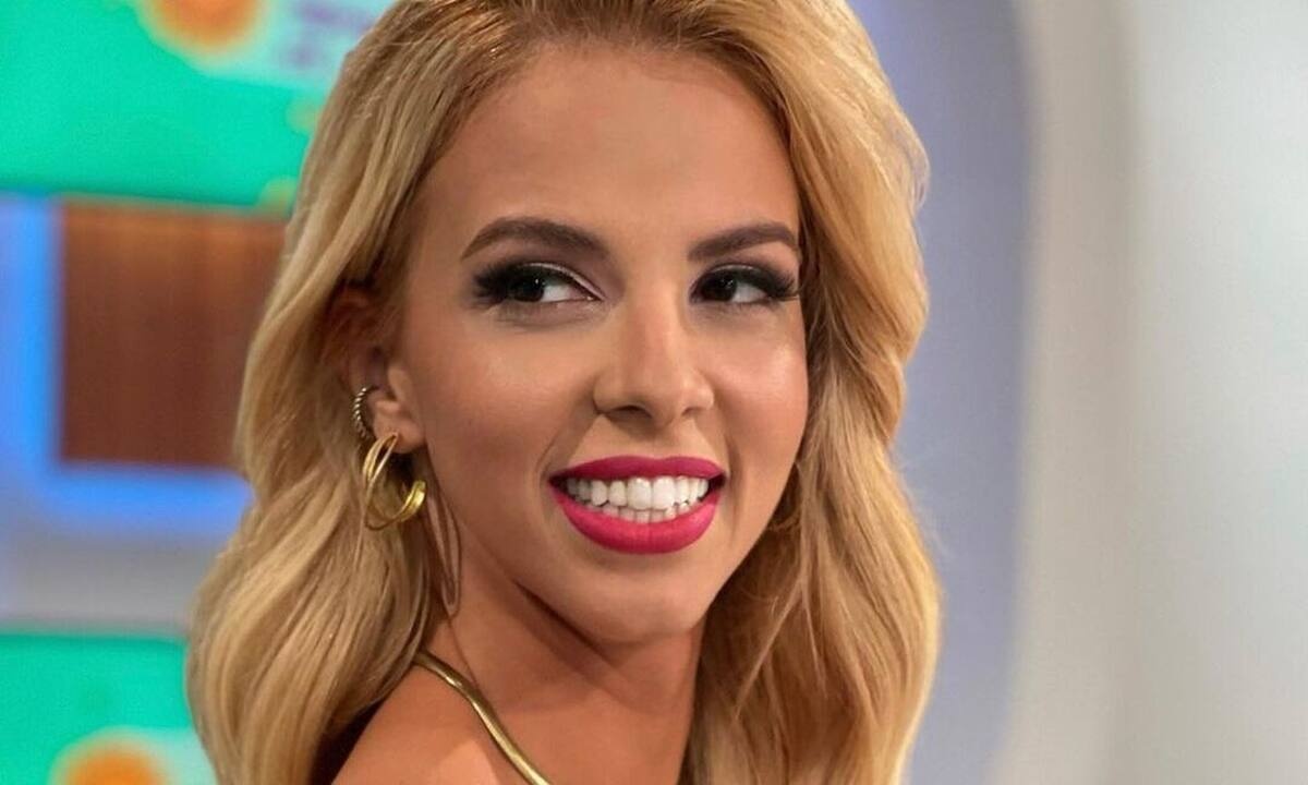 Τζένη Μελιτά για Κωνσταντίνο Μαρκουλάκη: «Σε έχω πετύχει να βγαίνεις με το μπουρνούζι από τα λουτρά» (Video)