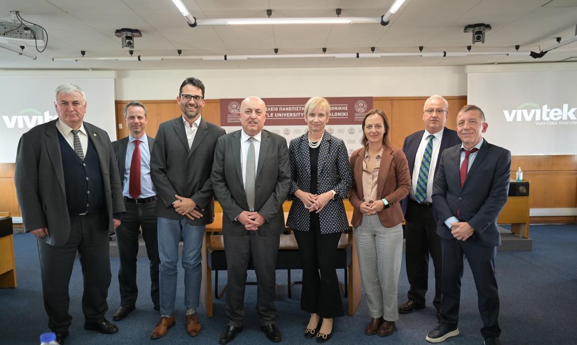 Θεσσαλονίκη: Μετατροπή του Γυάλινου Κτιρίου της Σχολής Θετικών Επιστημών σε ένα πρότυπο κτίριο σχεδόν μηδενικής κατανάλωσης ενέργειας