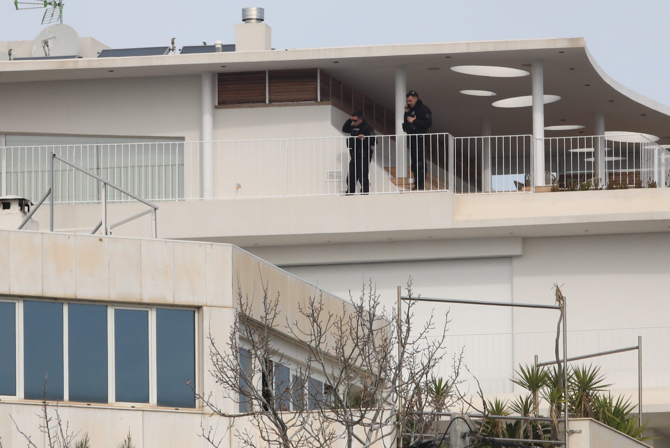 Τραγωδία στη Γλυφάδα: Αυτοκτόνησε ο Αιγύπτιος δράστης των πυροβολισμών στη ναυτιλιακή – Τρεις οι νεκροί