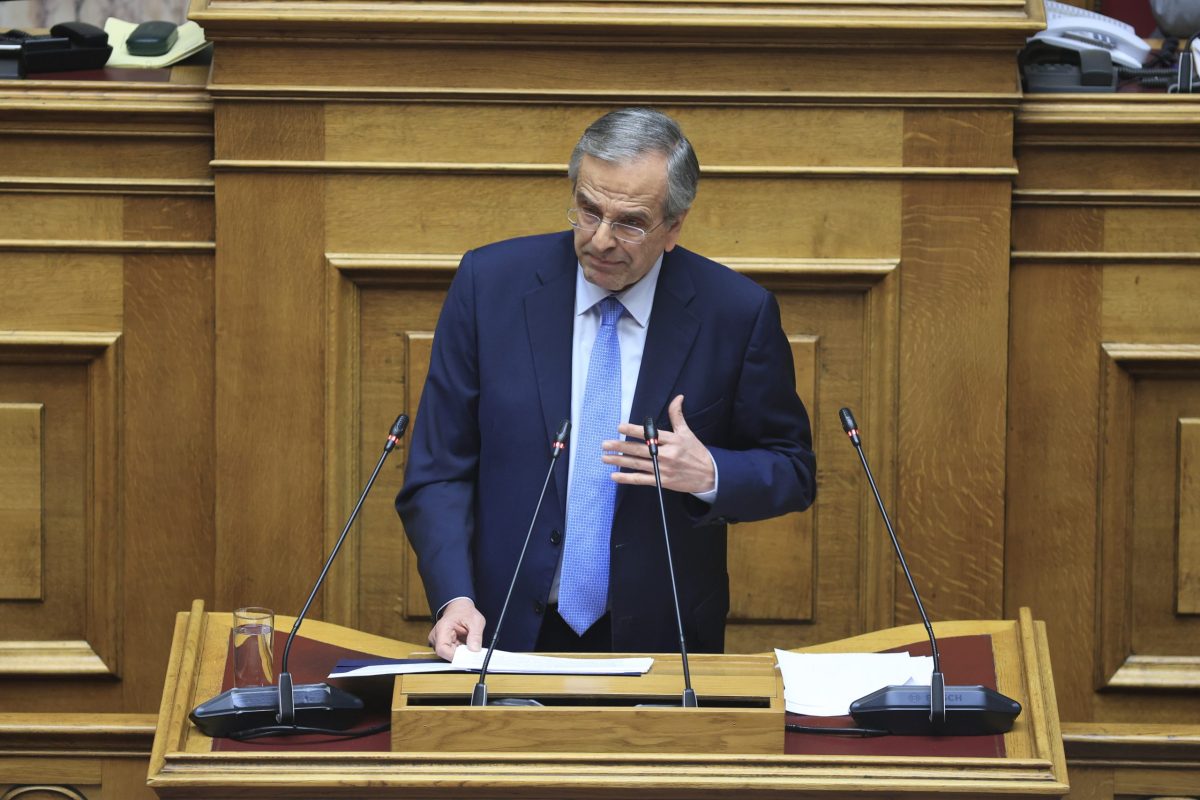 Τι απαντούν κυβερνητικές πηγές για την ομιλία του Αντώνη Σαμαρά