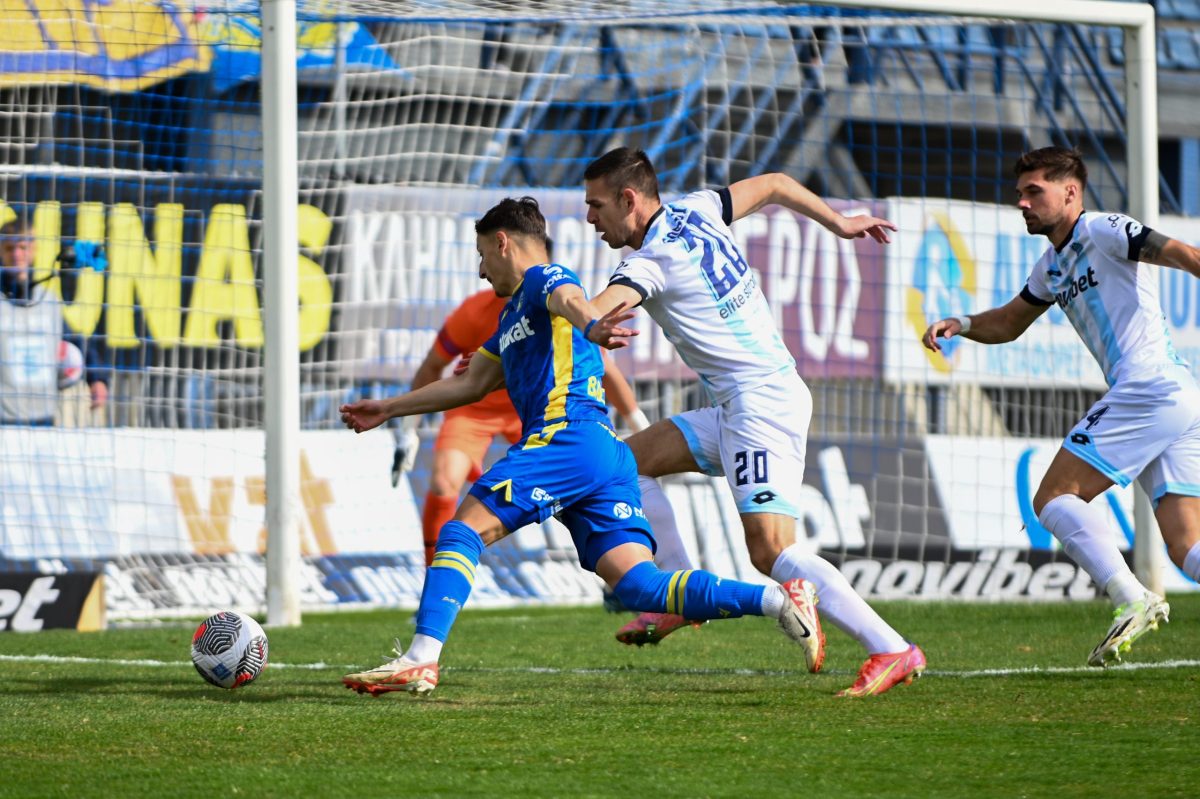 Superleague: «Χ»άρηκε το ποδόσφαιρο, έχασαν βαθμούς και οι δύο